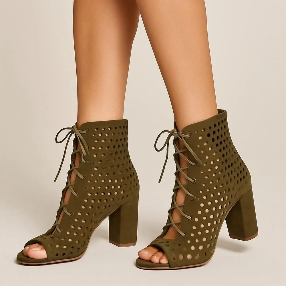 NIB!Shoe Shoe Republic LA-Suede Perforated-Lace UpPeep toe heel booties Size 9